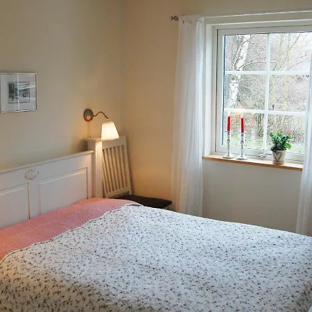 Three-bedroom Holiday In Maribo